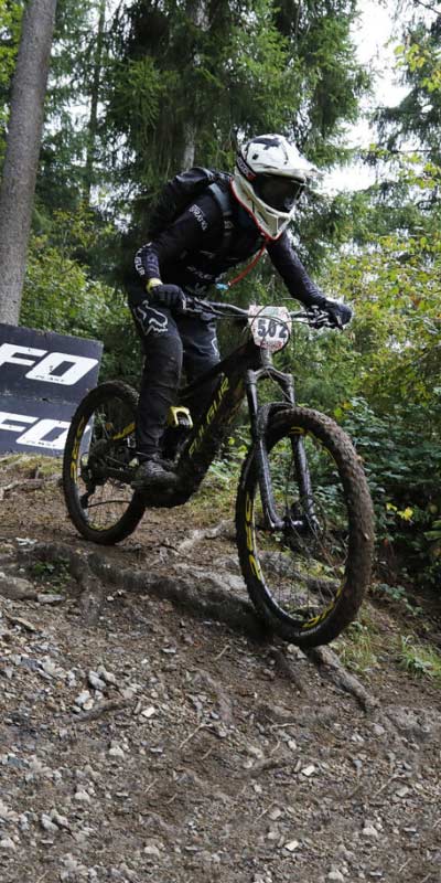 campionato-E-bike-2021-nel-mezzo-della-gara-fastcross